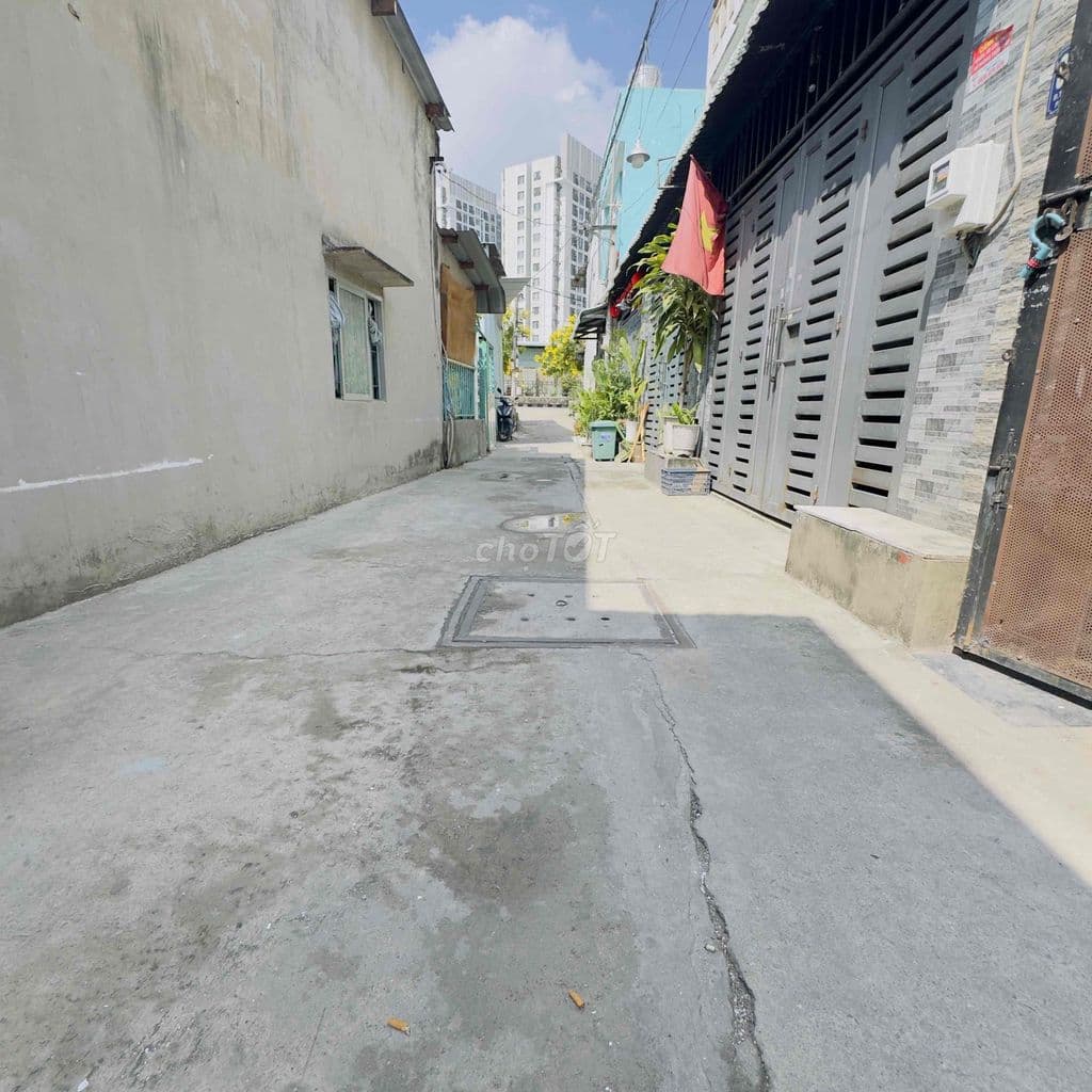 Nhà đẹp giá rẻ , nhất thị Trường - Q12 - Ảnh 2