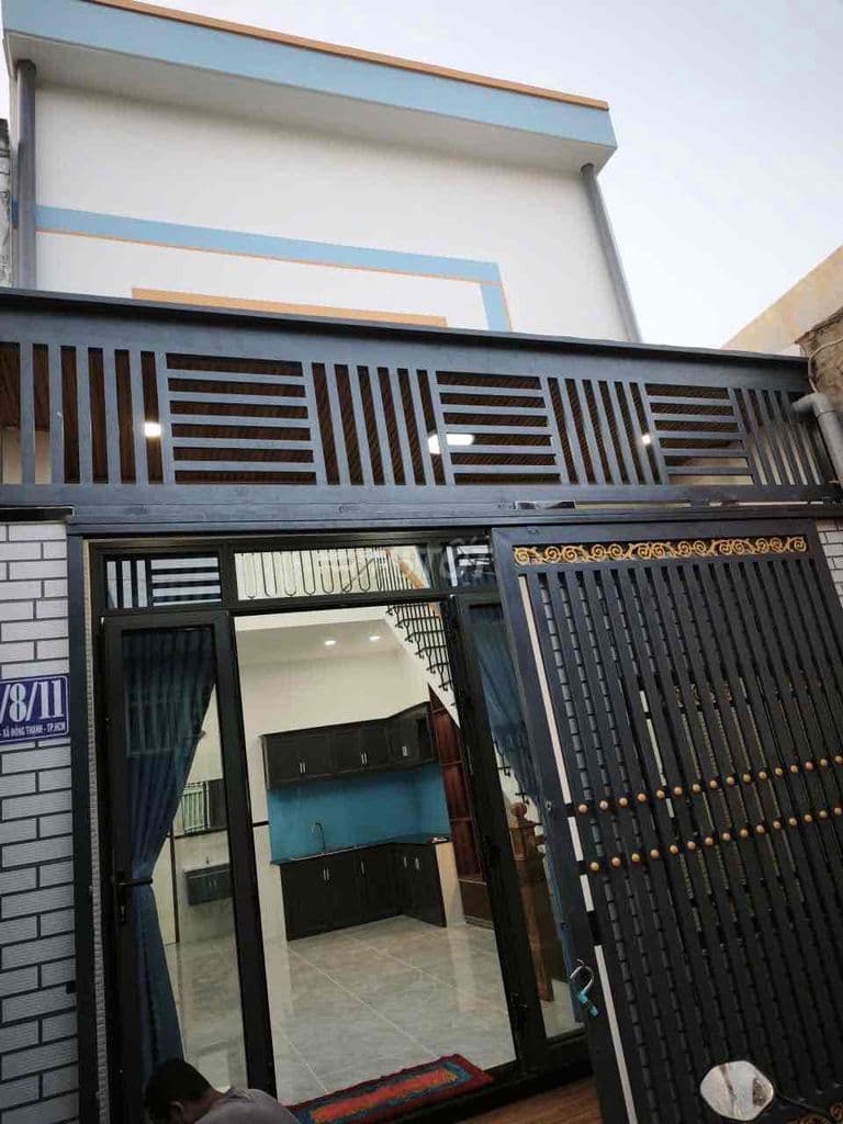 BÁN NHÀ NGAY CHỢ THỚI TỨ SỔ HỒNG RIÊNG