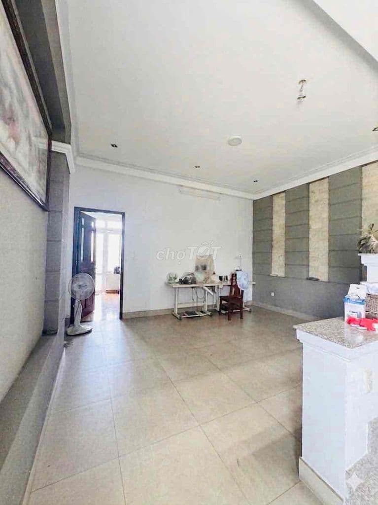 Nhà giá tốt hẻm ô tô đường 10 TNPB 1tr1l 172m2 3PN 2WC giá 6,2 tỷ - Ảnh 2