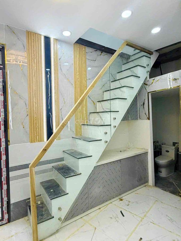 Tôi bán nhà 1 trệt, 1 lầu, hẽm 3 m, tuyệt đẹp, Quận 7 - Ảnh 3