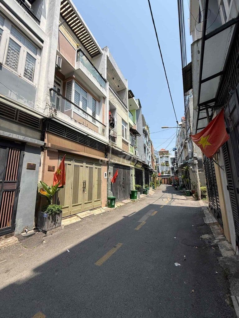 BÁN NHÀ 2 LẦU MT HẺM 647 QL13 , SÁT VẠN PHÚC CITY, ĐƯỜNG 6M Ô TÔ - Ảnh 2