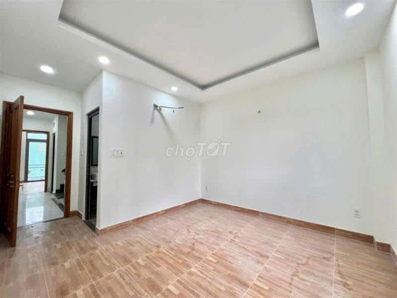 SIÊU PHẨM NHÀ 5 TÂNG HÀ HUY GIÁP -THẠNH LỘC -Q12-HẺM 12M-DT 64M - Ảnh 2