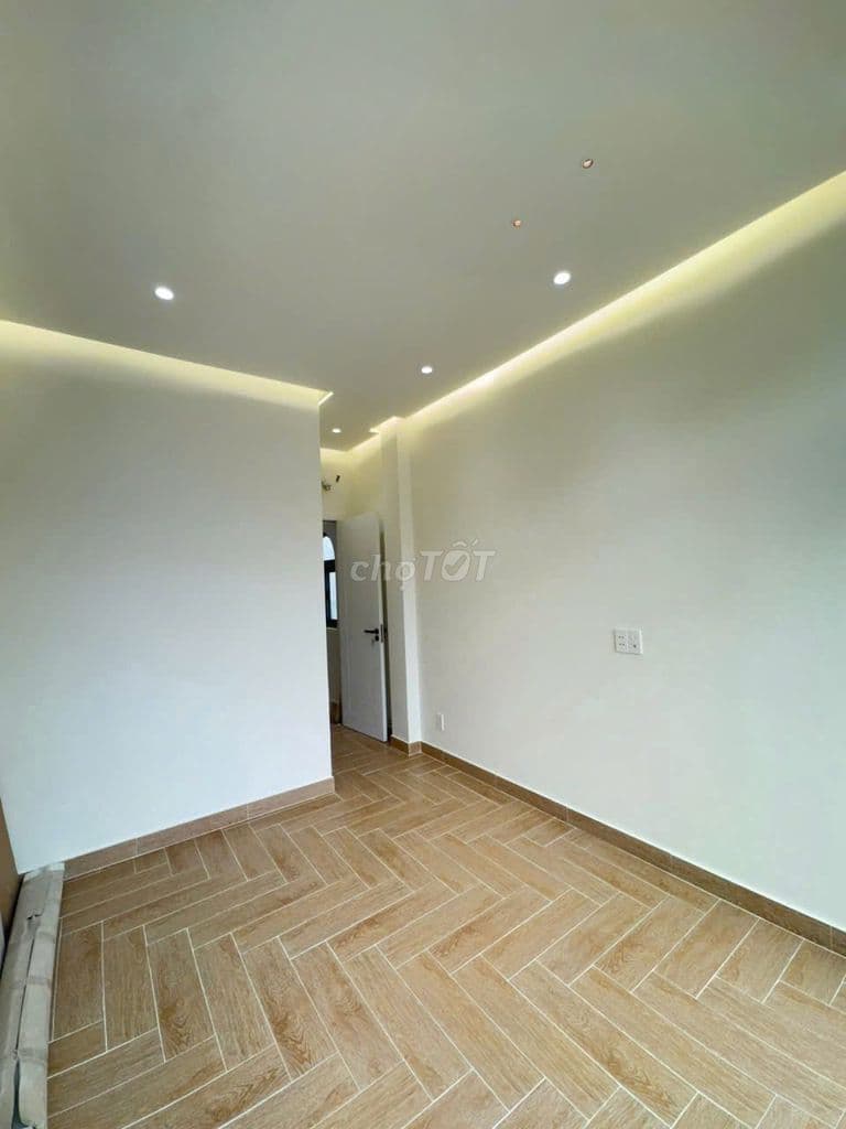 Bán nhà đẹp mới mặt tiền đường Dương Bá Trạc P2 Q8 - Ảnh 3