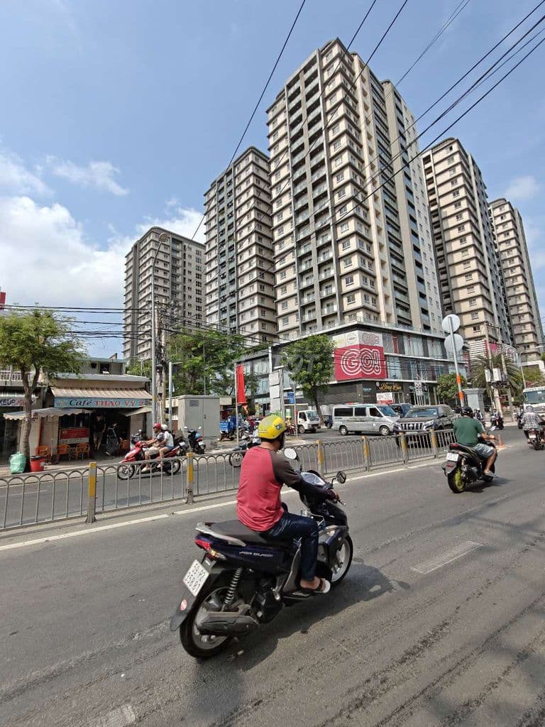 HƠN 9 TỶ- NGUYỄN THỊ THẬP BIGC Q7 - HẺM XE TẢI 10M - 100M2 (4.5x22) - Ảnh 2