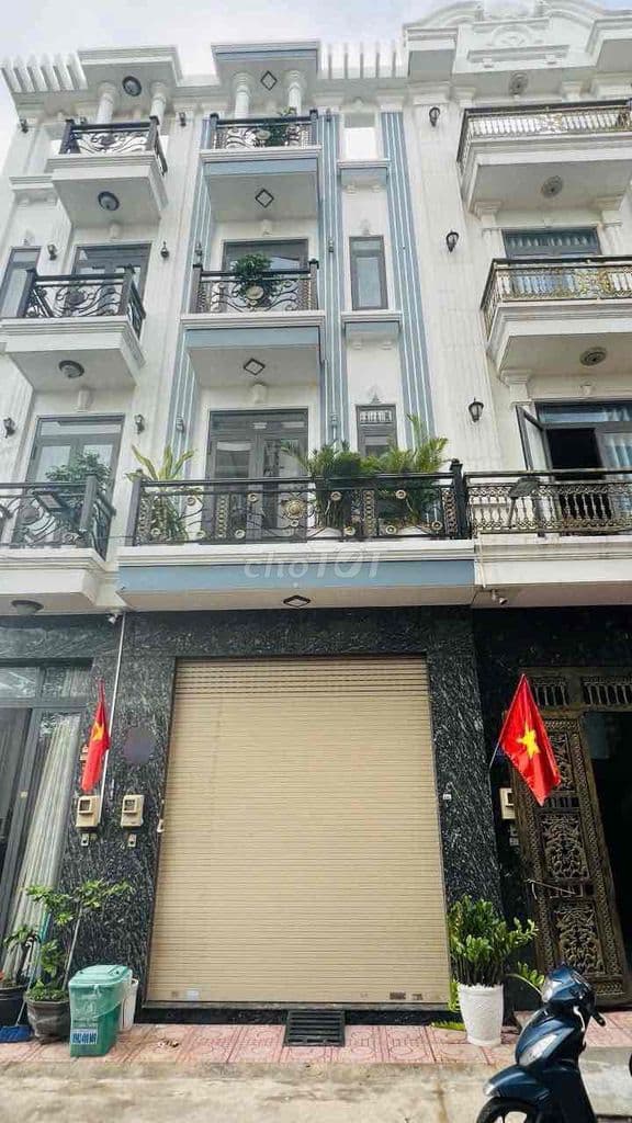 🏡🏡 Bán Nhà 4 Tầng - Ngay KDC ( Bình Tân ) - DT 4 x 13m - Đường Nhựa 7M