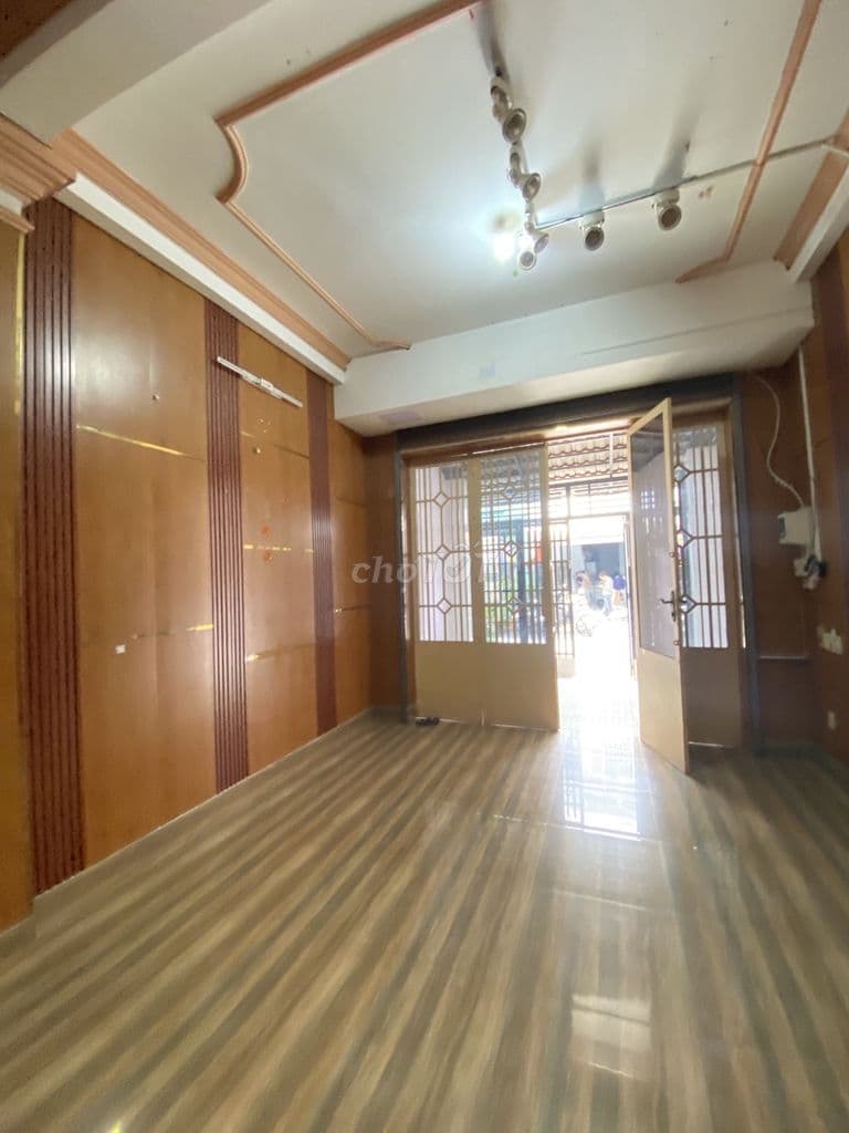 Bán nhà Tân Phú đường Hoà Bình 4X18m 3L 3PN hẻm xe tải kinh doanh tốt