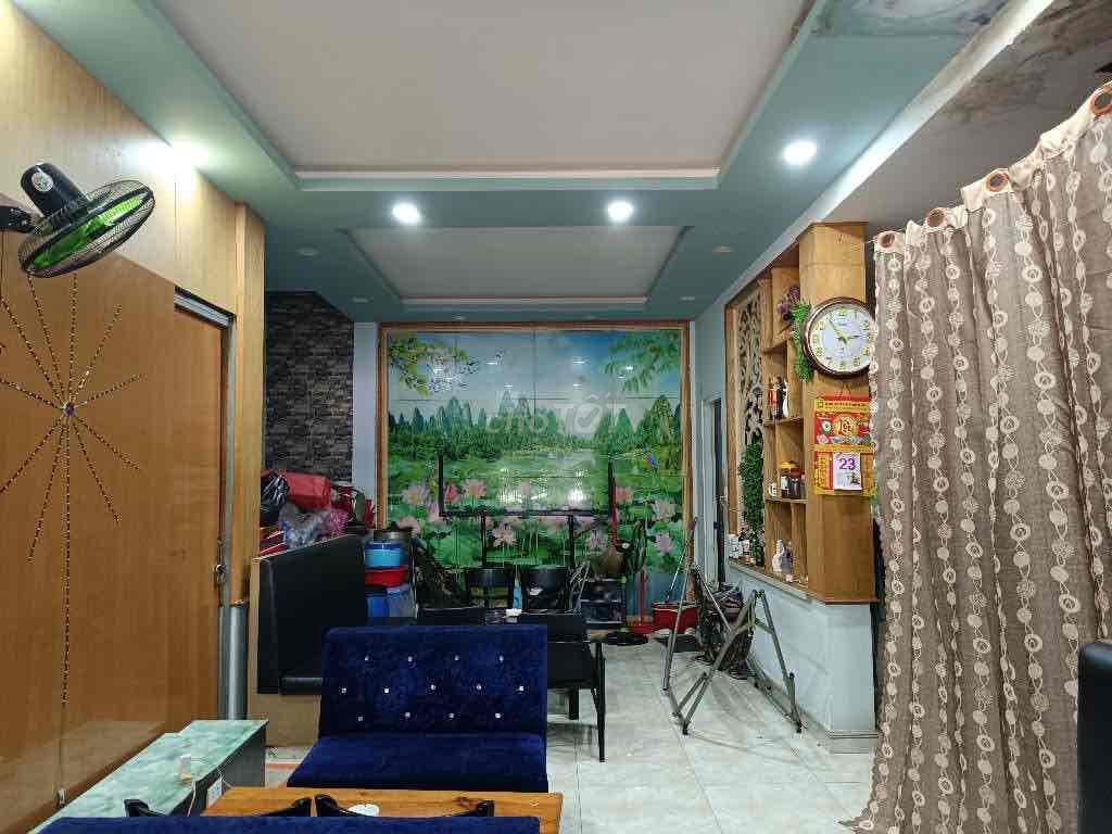 Chuyển công tác về Hà Nội cần bán nhanh nhà phạm văn bạch - 55m2 -