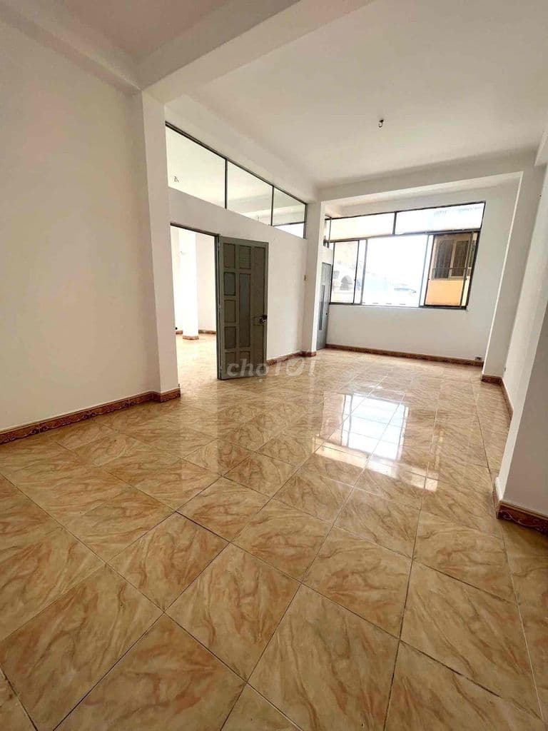 Giá 9Tỷ - Hẻm xe hơi tránh - Lạc Long Quân - Ngang 7M - 5 Tầng - 7PN - Ảnh 3