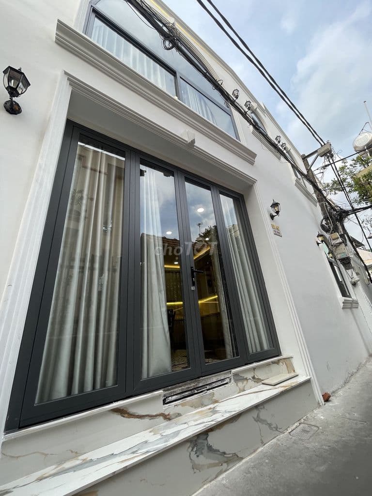 Nhà mới đẹp sát bên cư xá Bắc Hải Quận 10 73m2 chỉ 6.6 tỷ