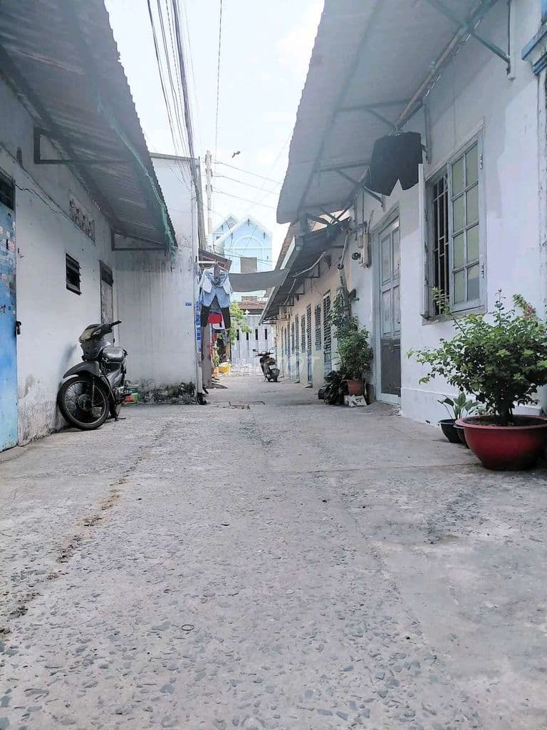 NHÀ VỊ TRÍ VÍP NGAY NHÀ MÁY BIA TIGER,4x8 M