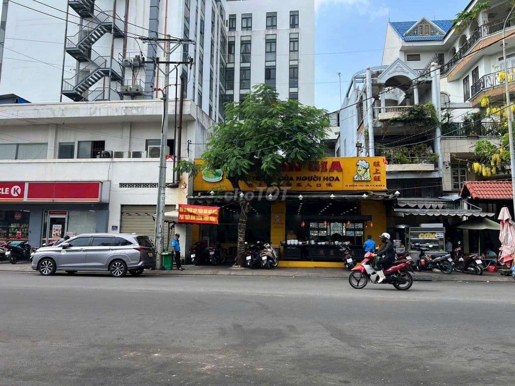 Bán nhà mặt tiền đường Chợ Lớn Phường Bình Phú