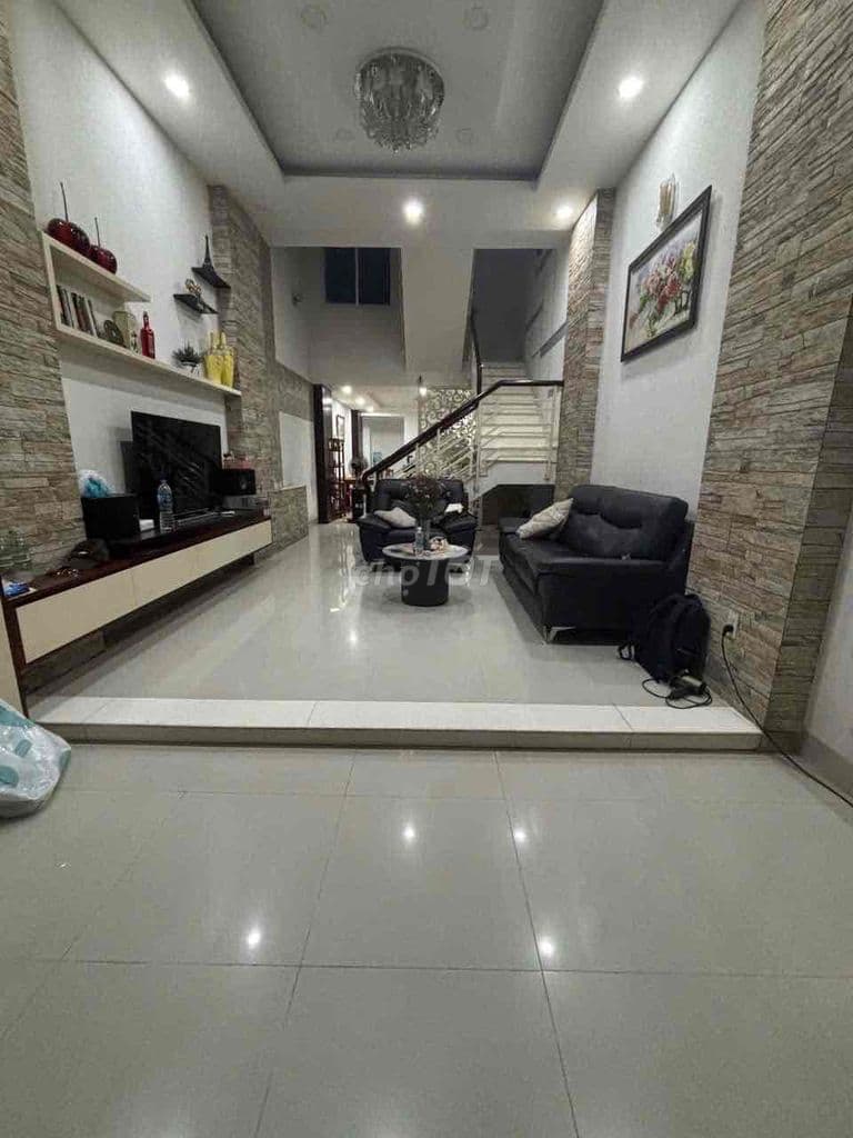 BÁN GẤP- NHÀ ĐẸP MẶT TIỀN TRẦN TẤN- TP- KD ĐƯỢC MỌI NGÀNH NGHỀ- 4TẦN - Ảnh 2