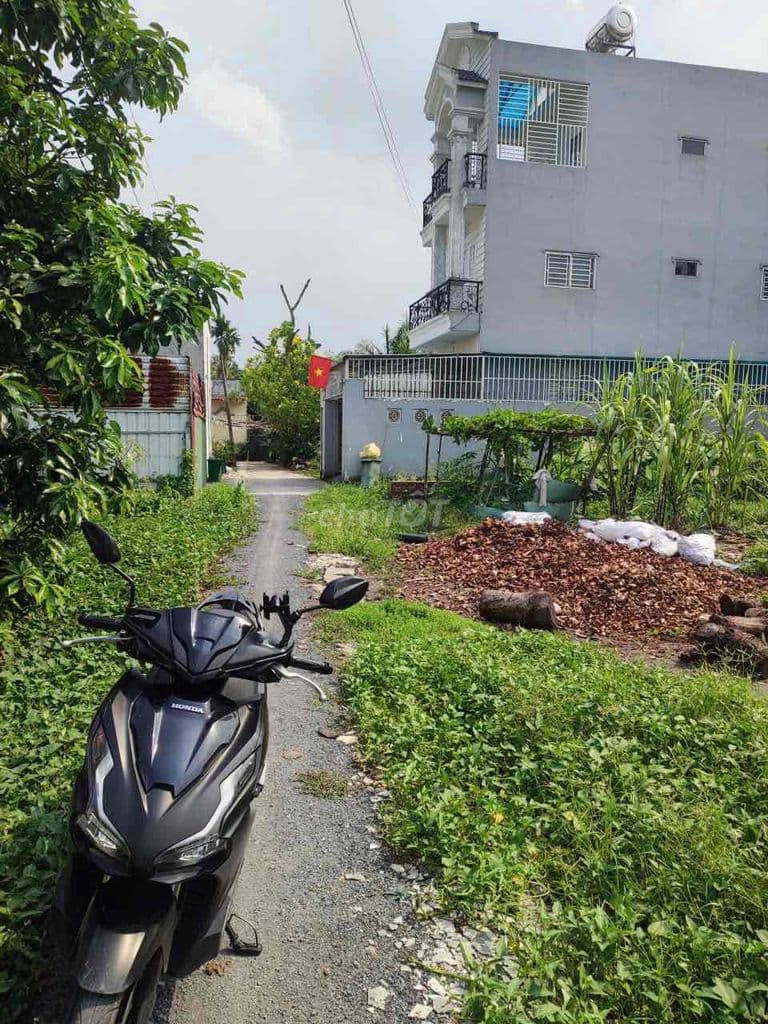 Lô đất 83m2 Tl57 Giá chỉ 2,8 tỷ SHR - Ảnh 2