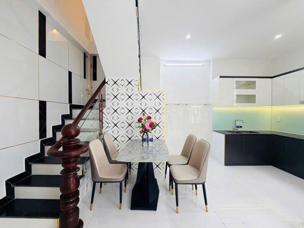 Bán nhà Lê Đức Thọ, nhà 2 mặt tiền, nhà xây mới Full nội thất - Ảnh 2