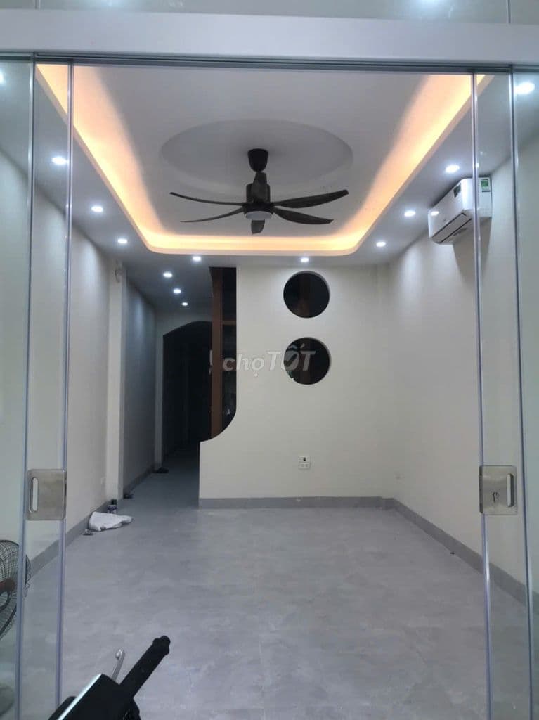 Nhà 5T ngõ 466 Ngô Gia Tự, Long Biên, 75m, thang máy, ô tô, 13.5 tỷ