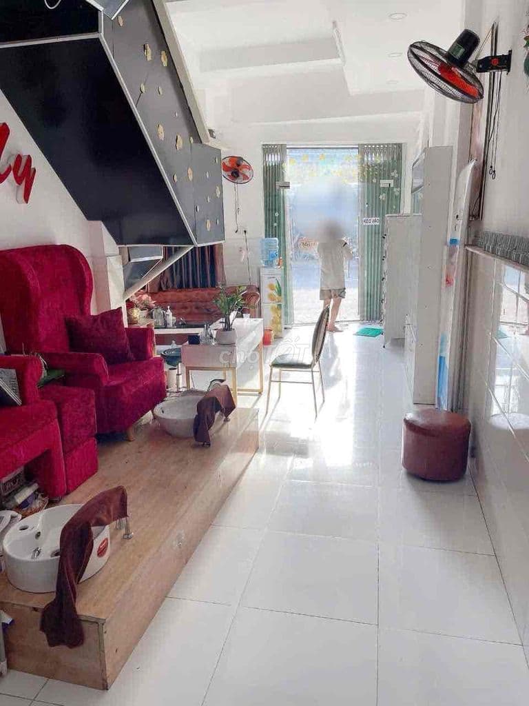 MẶT TIỀN Kinh Doanh 153M2(6/8 X18) 2 TẦNG DÒNG TIỀN 20tr/tháng