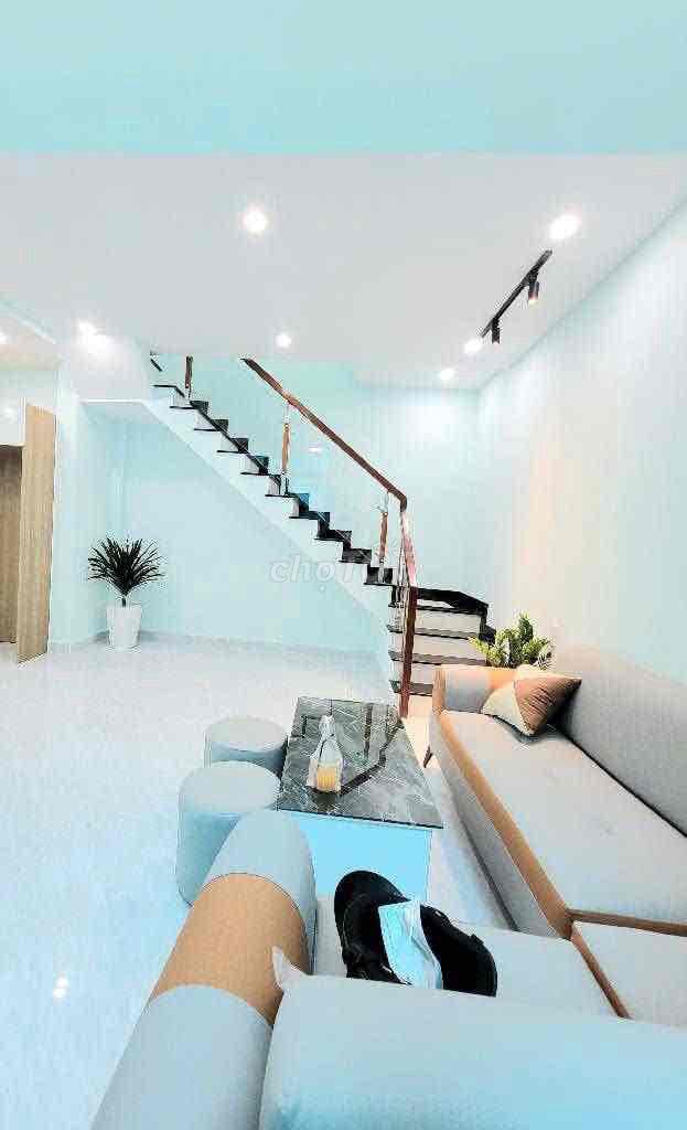 CHỈ 3đ LẺ NHÀ ĐẸP NỞ HẬU hẻm xe hơi đổ cửa- CHỢ HIỆP THÀNH - Ảnh 2