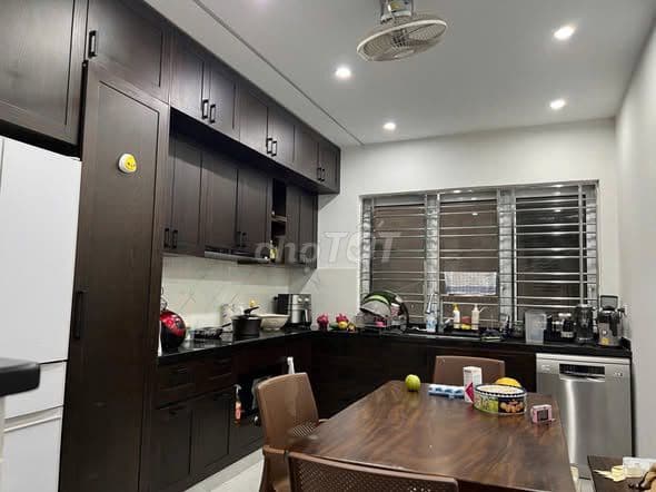 bán nhà 5pn Cầu Giấy 52m2 nhỉnh 13 tỷ - Ảnh 2