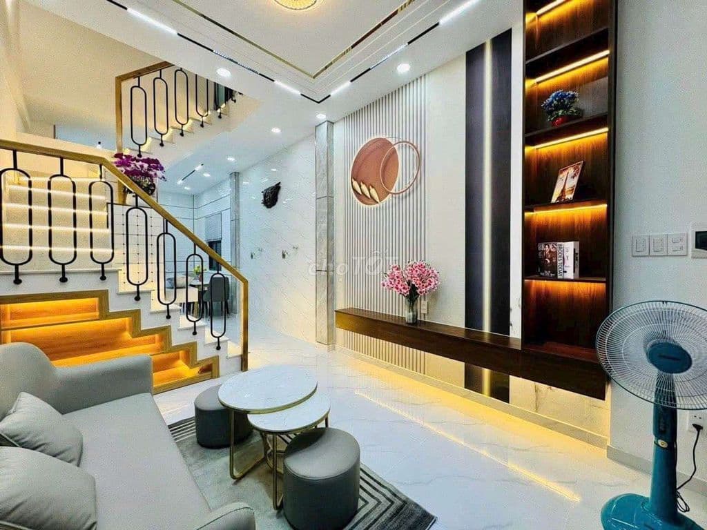 nhà Thống Nhất, 36m2, 2 tầng, 2 phòng ngủ, chỉ 3,75 tỷ - Ảnh 2