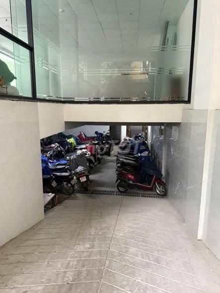 bán tòa nhà 10 tầng Mỹ Đình dòng tiền 3 tỷ/năm - Ảnh 2