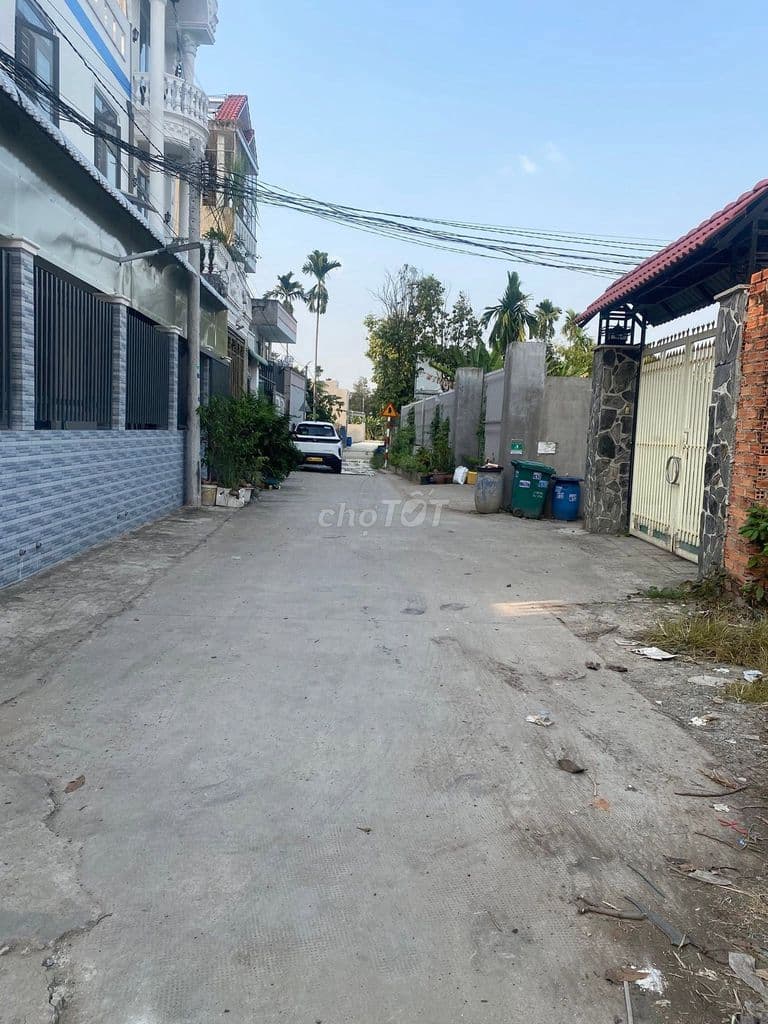 bán đất 153m2 sẹt Nguyễn Văn Lộng giá 3.5 tỷ