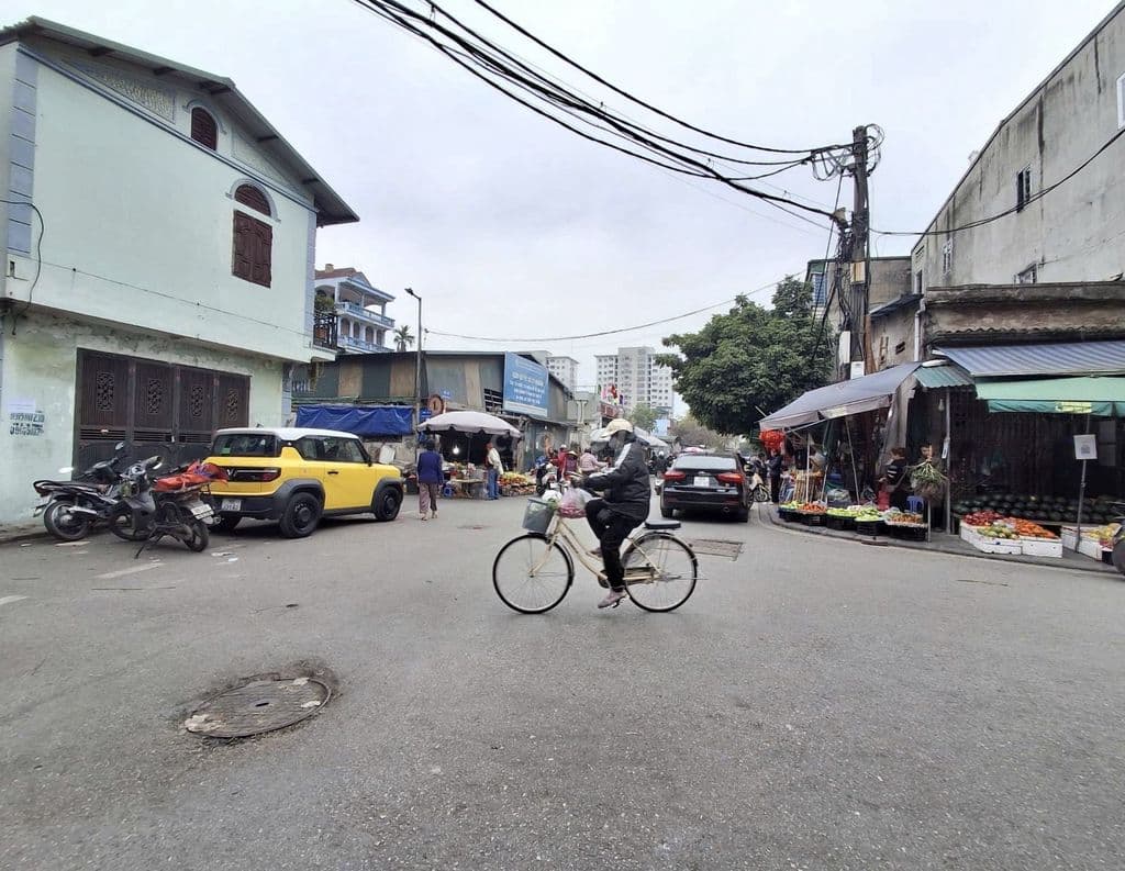 SIÊU PHẨM NGÔ GIA TỰ 50m 8,1 TỶ TIỆN ÍCH 4 BỀ XUNG QUANH
