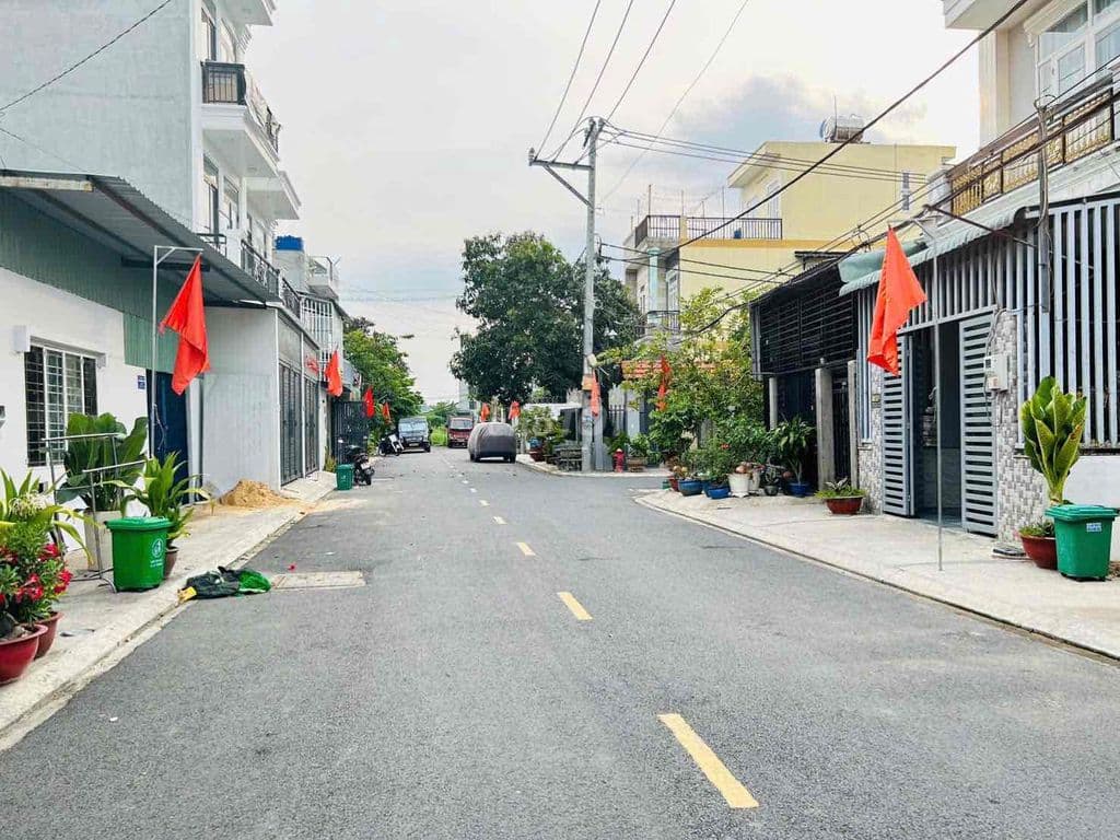 Bán 2 lô liền kề Đất Thạnh Xuân 52, đường nhựa, vỉa hè. - Ảnh 2