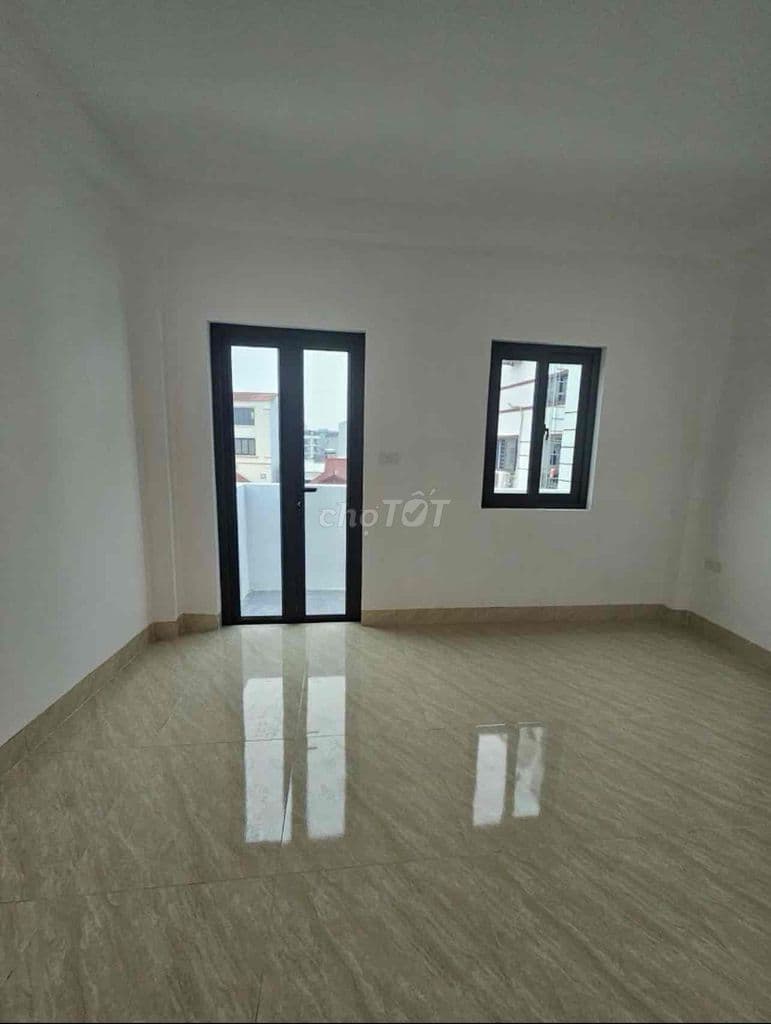 HIẾM! XUÂN PHƯƠNG NAM TỪ LIÊM OTO ĐỖ CỬA CHỈ 7.95 TỶ - Ảnh 3