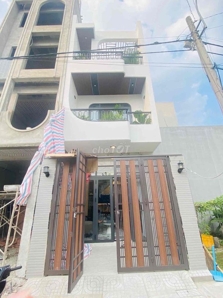 BÁN NHÀ 3 TẦNG FULL NỘI THẤT- HẺM XEHƠI- ĐƯỜNGSỐ 1- LONG TRƯỜNG-QUẬN 9