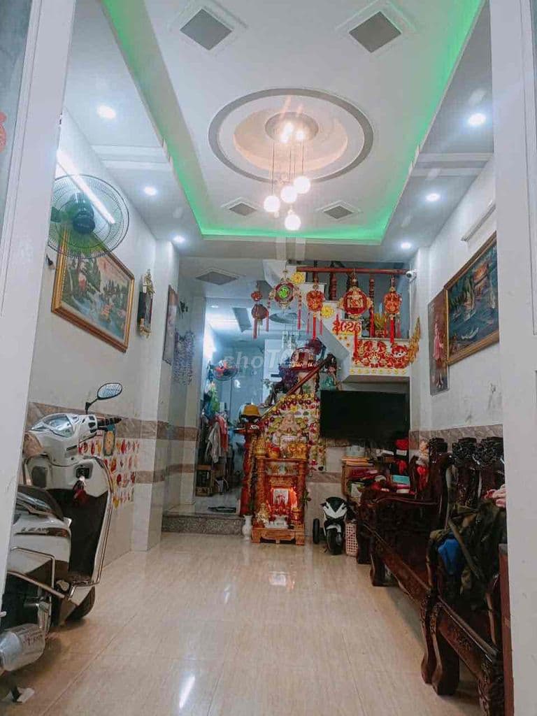 NHÀ ĐẸP 3 TẦNG LÊ VĂN KHƯƠNG , SHR , 3PN , Ở NGAY CHỈ 3TỶ6