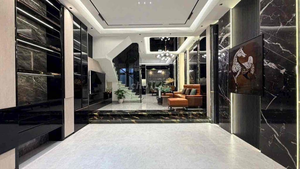 NHÀ PHỐ HIỆN ĐẠI XÂY DỰNG MỚI, CÓ THANG MÁY - KDC ĐÀO TÔNG NGUYÊN - Ảnh 2