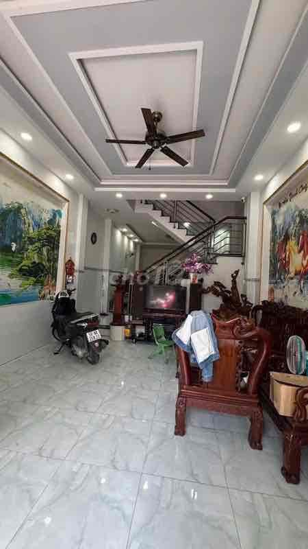 Giá: 6.3 tỷ, Hương Lộ 3, 70m2, DT: 4.6 x 16, BHH, Bình Tân