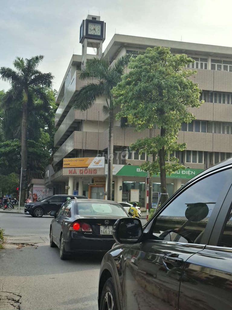 gấp gấp hơn 7 tỷ, bán nhà gần Bưu Điện Hà Đông, ô tô đỗ cửa, 4 p ngủ