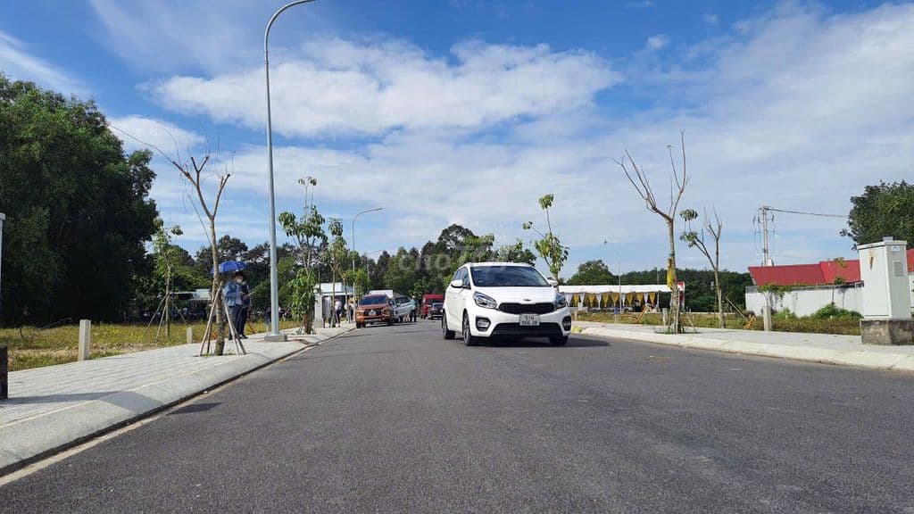 Bán 91,9m2 đất Nguyễn Văn Khạ, đường 10m, vỉa hè 2m, nở hậu, hướng ĐN