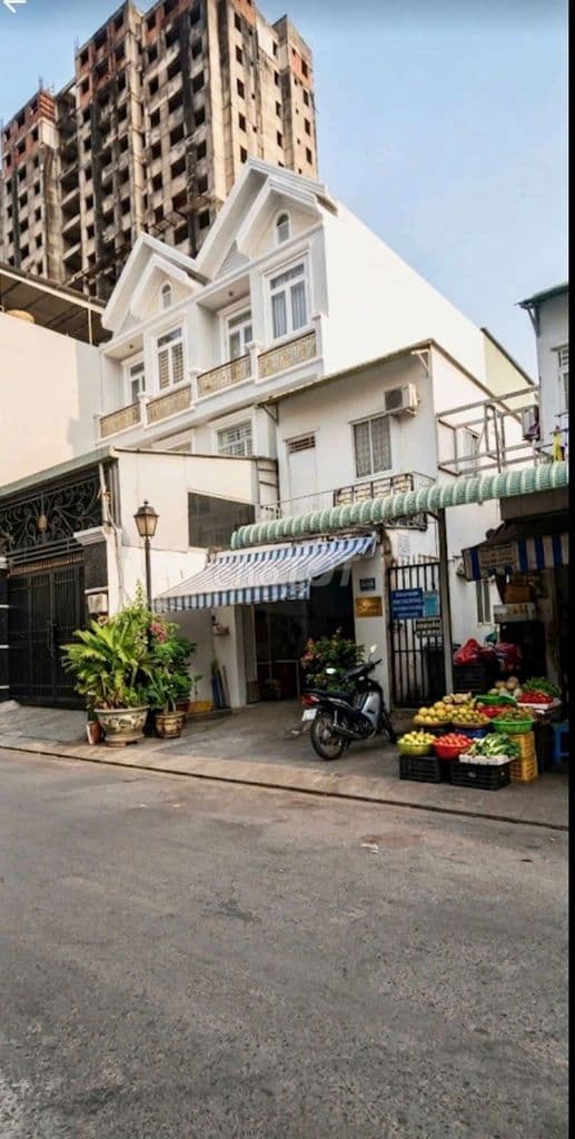 BÁN NHÀ 3 TẦNG, MẶT TIỀN ĐƯỜNG LÊ THỊ CHỢ,DÒNG TIỀN 25TR,DT 150M