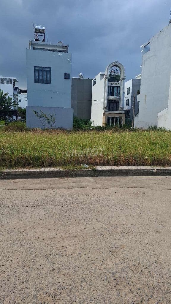 LÔ ĐẤT THỔ CƯ 83M² - 5,5X 15M - NGAY UB XÃ VĨNH LỘC B. GIÁ 4.Đ.
