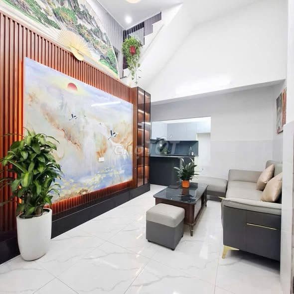 bán nhà đẹp phố Bạch Mai gần Bách Kinh Xây