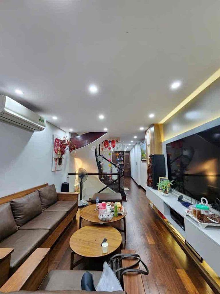 Xã Đàn, 42m*5T, 30m ra mặt phố, ngõ thông, trước nhà rộng 4m, nhà mới - Ảnh 2