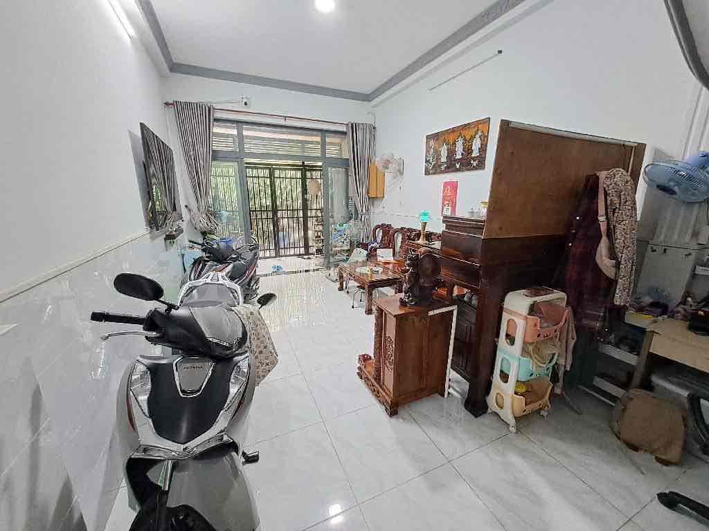 BÁN NHÀ KHU CẦU KIỆU - HẺM TRƯỚC 3M - DT KHỦNG 55M2 - SÁT MẶT TIỀN - Ảnh 3