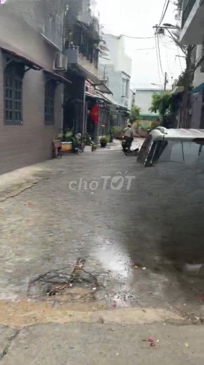 Nhà hẻm ô tô Tân Phú 2 tầng 50m2 ngang 4m gần phố ẩm thực - Ảnh 2