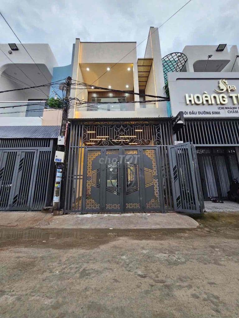 Bán nhà gần Bến xe miền Tây GIÁ 1TỶ500 đang cho thuê 100triệu/năm