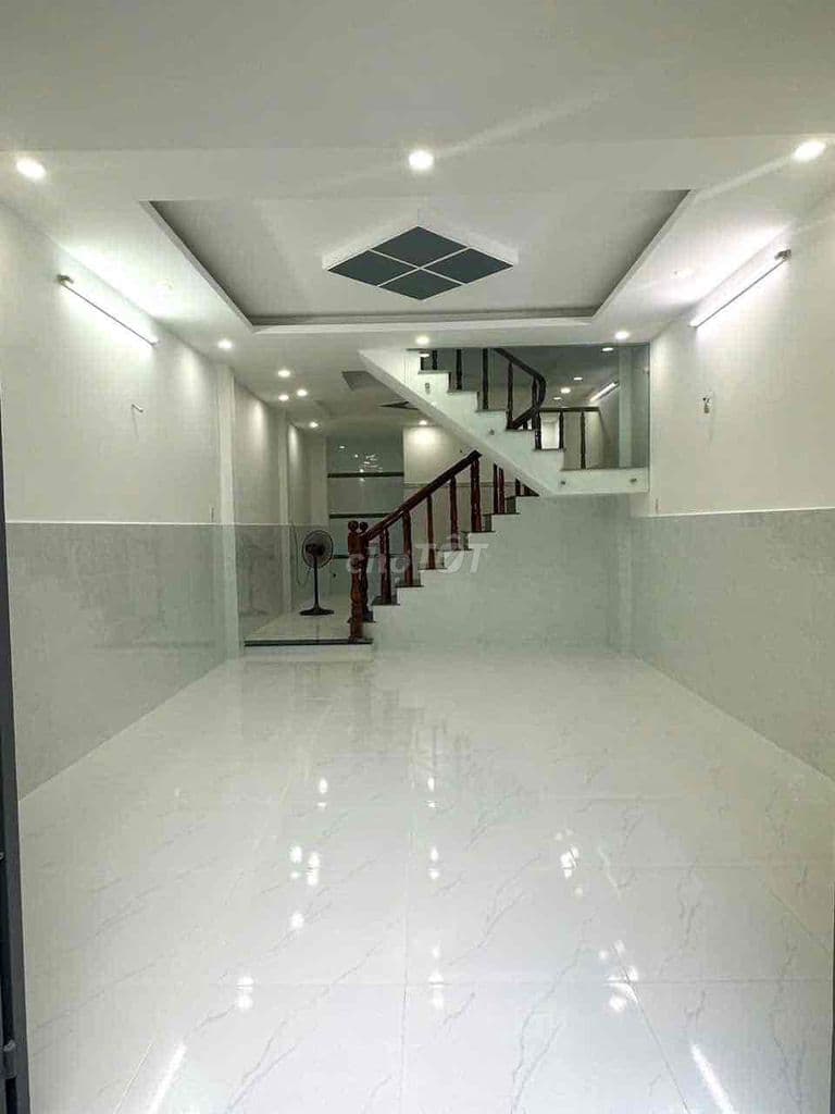 Bán nhà 1/ đường số 8, 41m2 - 1 lầu, hẻm 5m thông, 4tỷ2 Tl - Ảnh 2
