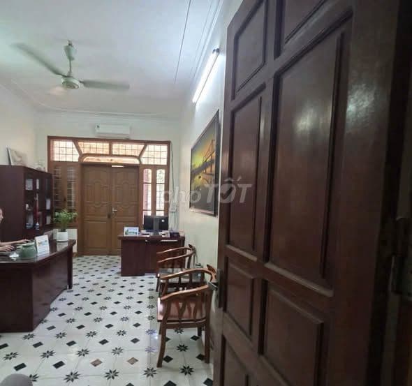 Nhà phân lô Hoàng Quốc Việt, 49m2, 5 tầng, ô tô tránh - Ảnh 3