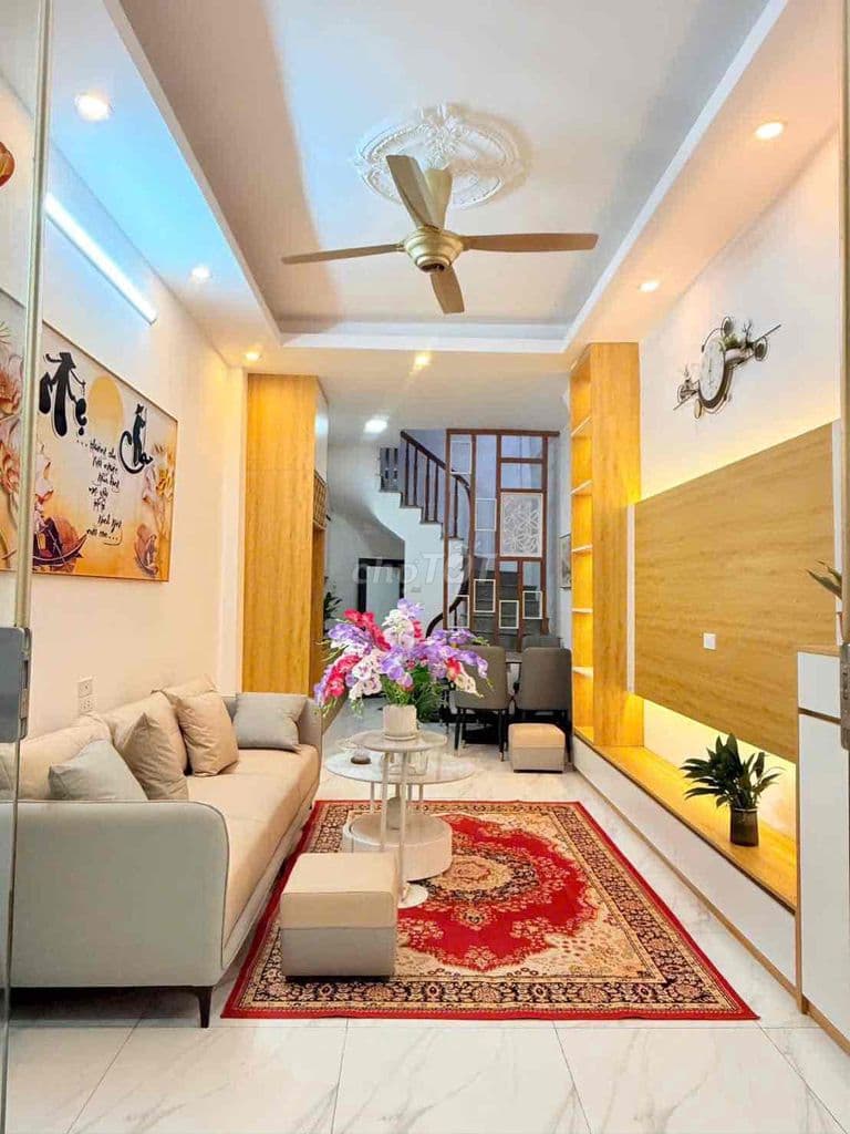 CHÍNH CHỦ BÁN NHÀ PHỐ NGŨ NHẠC HOÀNG MAI,DT 32M2 XÂY 5 TẦNG GIÁ 7,2 TỶ