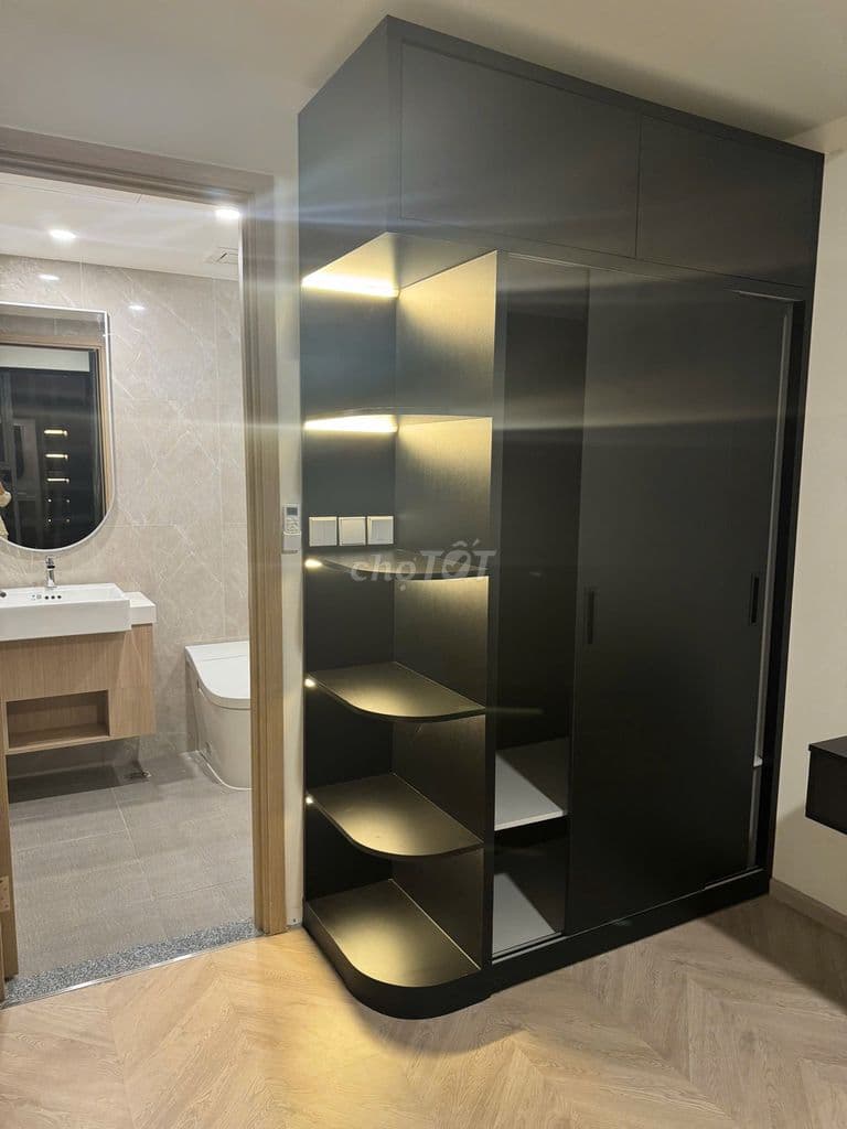 Chính chủ ngộp bank cắt lỗ 1tỷ căn hộ 2pn,2wc giá 5tỷ170tr