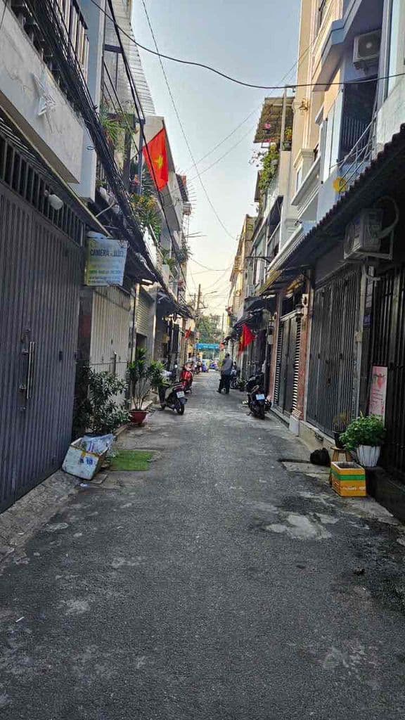 ban nha hem xe hoi 140/ pham van chieu p9 gv gia 5,5 ty TL - Ảnh 3