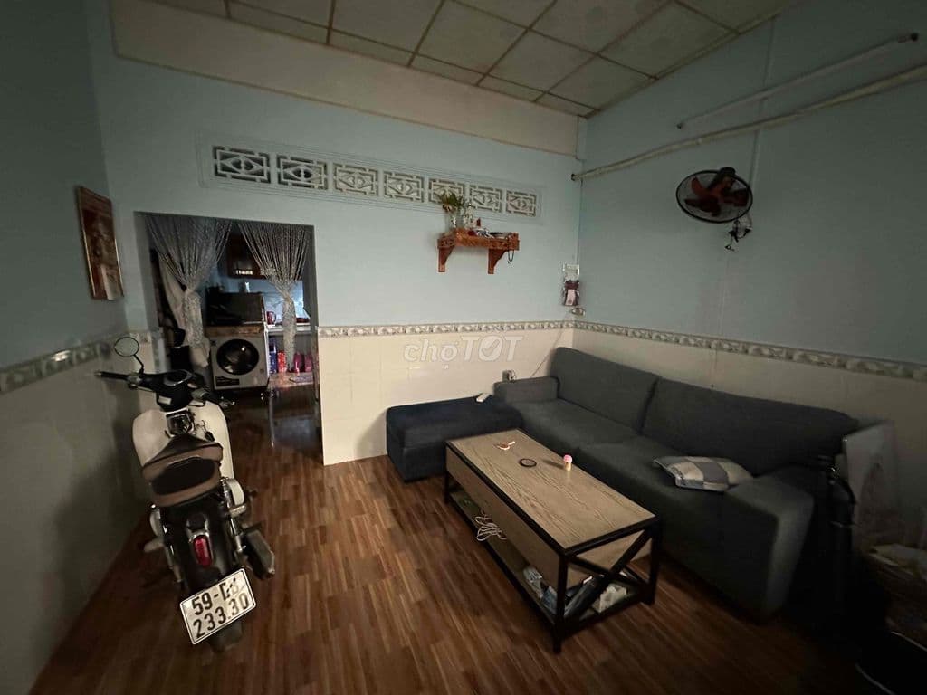 nhà trong hẻm nhà sách nguyễn văn cừ - Ảnh 3