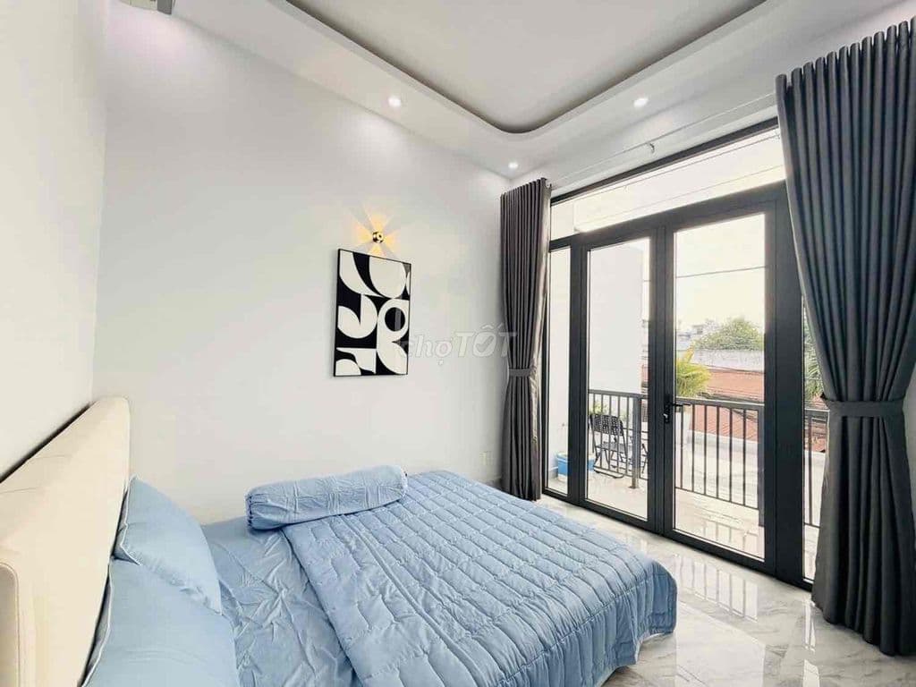 GẤP BÁN SÁT EMART , DT 4.5 x 10M, XE HƠI ĐỖ CỬA, 2 TẦNG, NHỈNH 3 TỶ - Ảnh 3