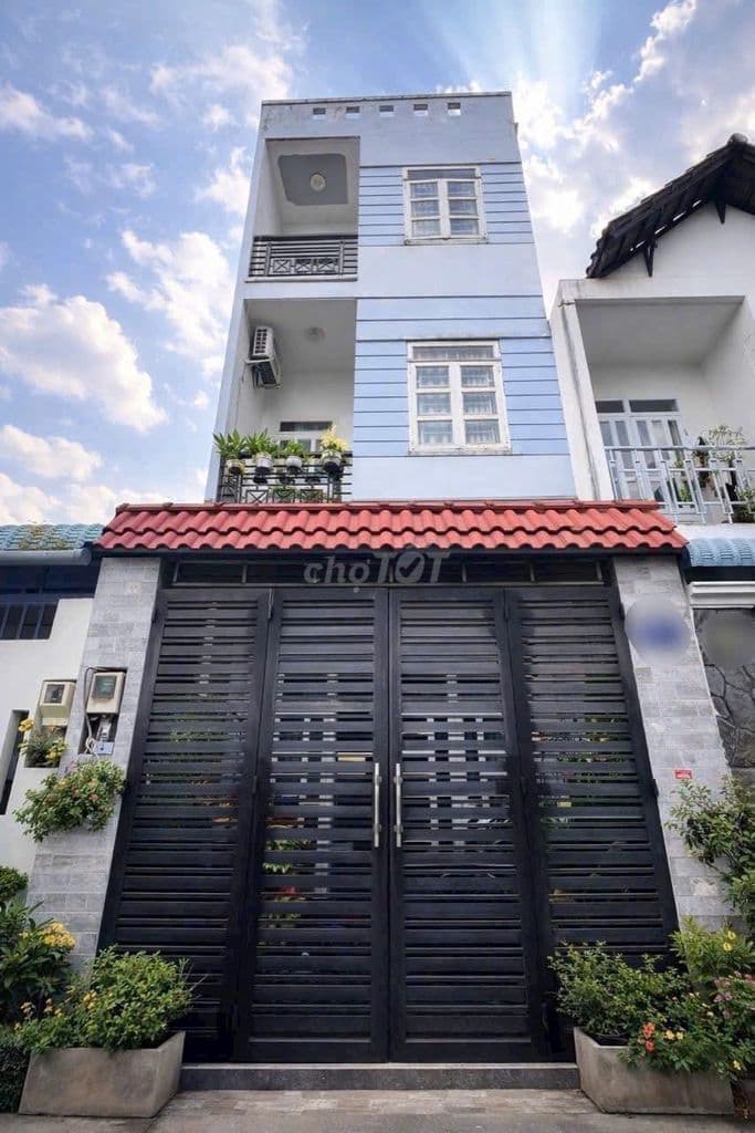 BÁN NHÀ 3 TẦNG ĐƯỜNG XE TẢI I, SÁT MẶT ĐƯỜNG SỐ 9 LINH TÂY. GẦN PVĐ