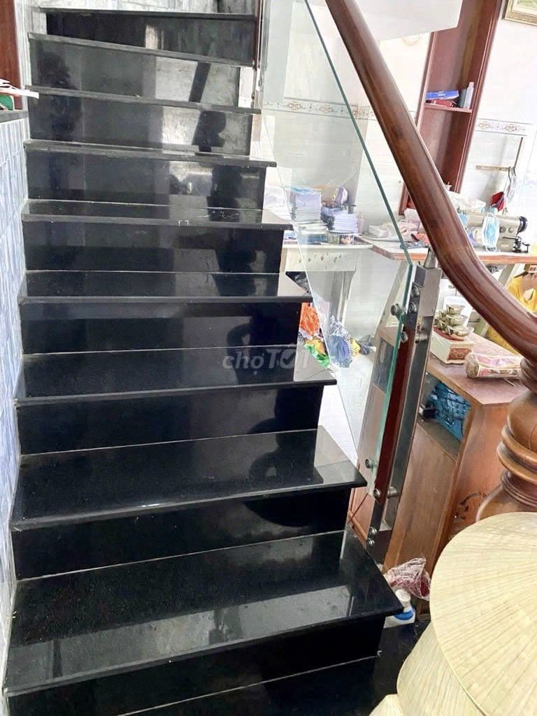CHỈ CẦN 2.8 TỶ - NHÀ LÔ GÓC - XE HƠI - DƯƠNG THỊ MƯỜI - T.C.HIỆP, Q.12 - Ảnh 3